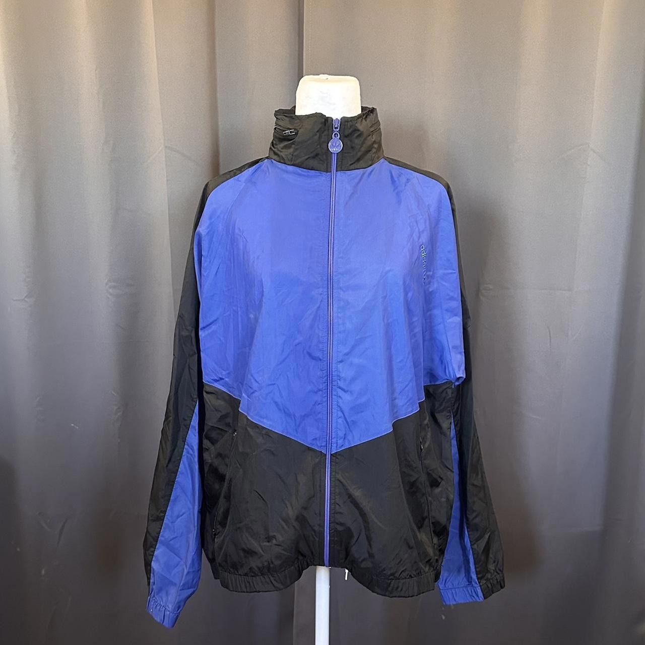 Adidas Vintage Blue and Black Adidas Windbreaker Jacket Size US L / EU 52-54 / 3 - 1 Thumbnail