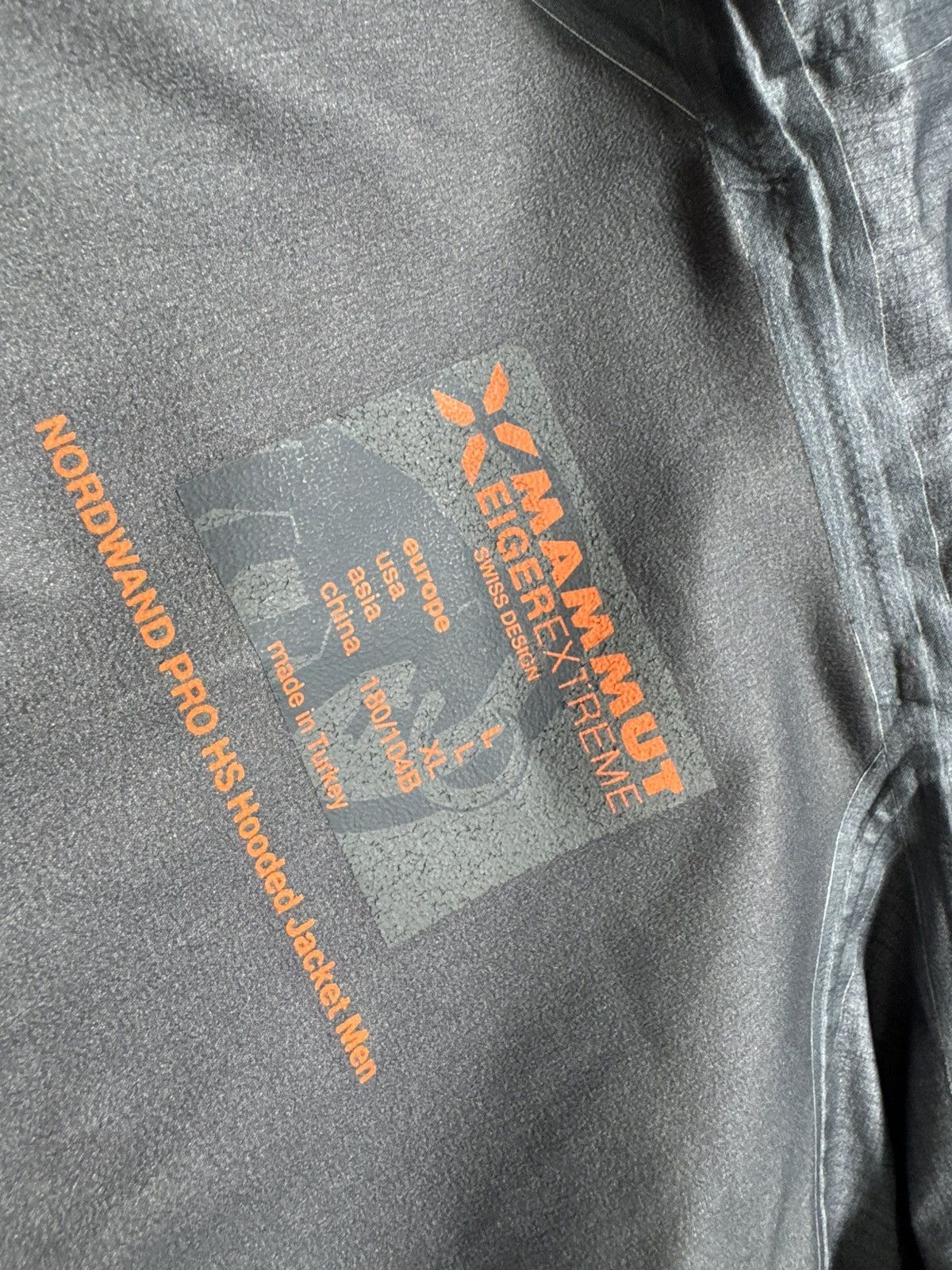 Mammut Mammut Extreme Gore-Tex Jacket Outdoor Size L Size US L / EU 52-54 / 3 - 9 Thumbnail