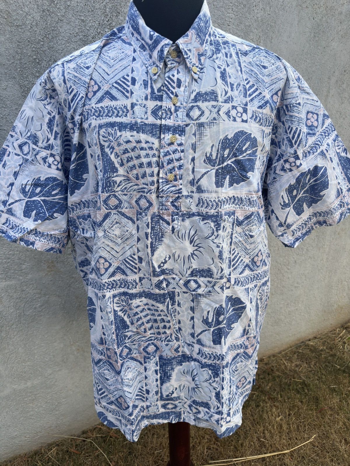 Reyn Spooner Reyn Spooner Blue/White Hawaiian Print 3/4 Button Men's XXL Size US XXL / EU 58 / 5 - 1 Thumbnail