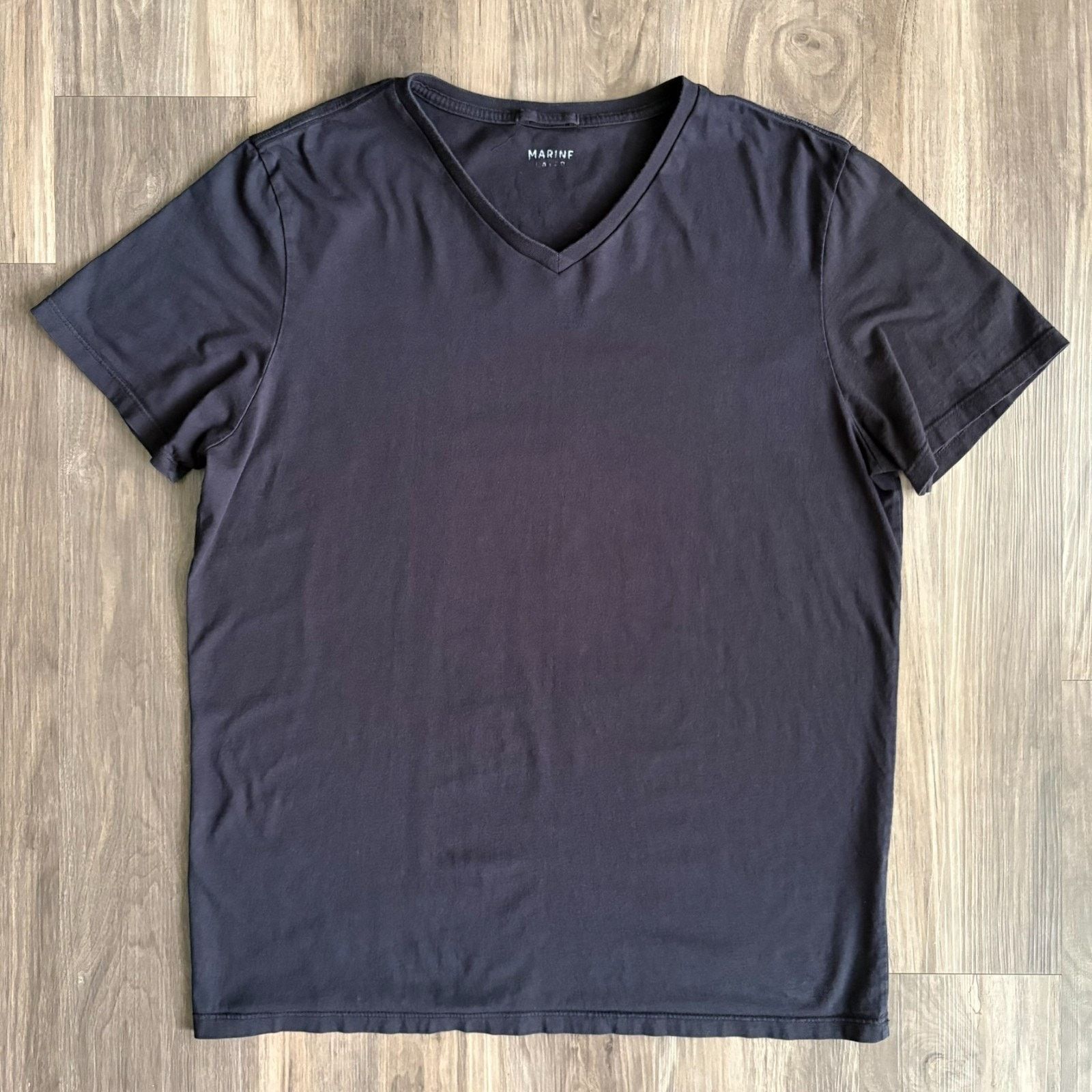 Marine Layer Marine Layer V-Neck T-Shirt Men's Size L Black Supima Modal Size US L / EU 52-54 / 3 - 1 Thumbnail