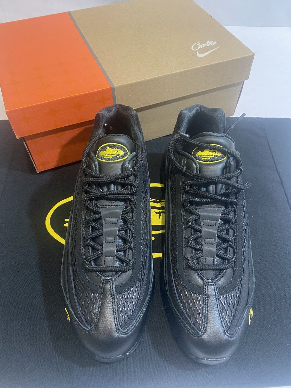 Corteiz Nike Air Max 95 X Corteiz “Honey Black” Size US 10 / EU 43 - 2 Thumbnail