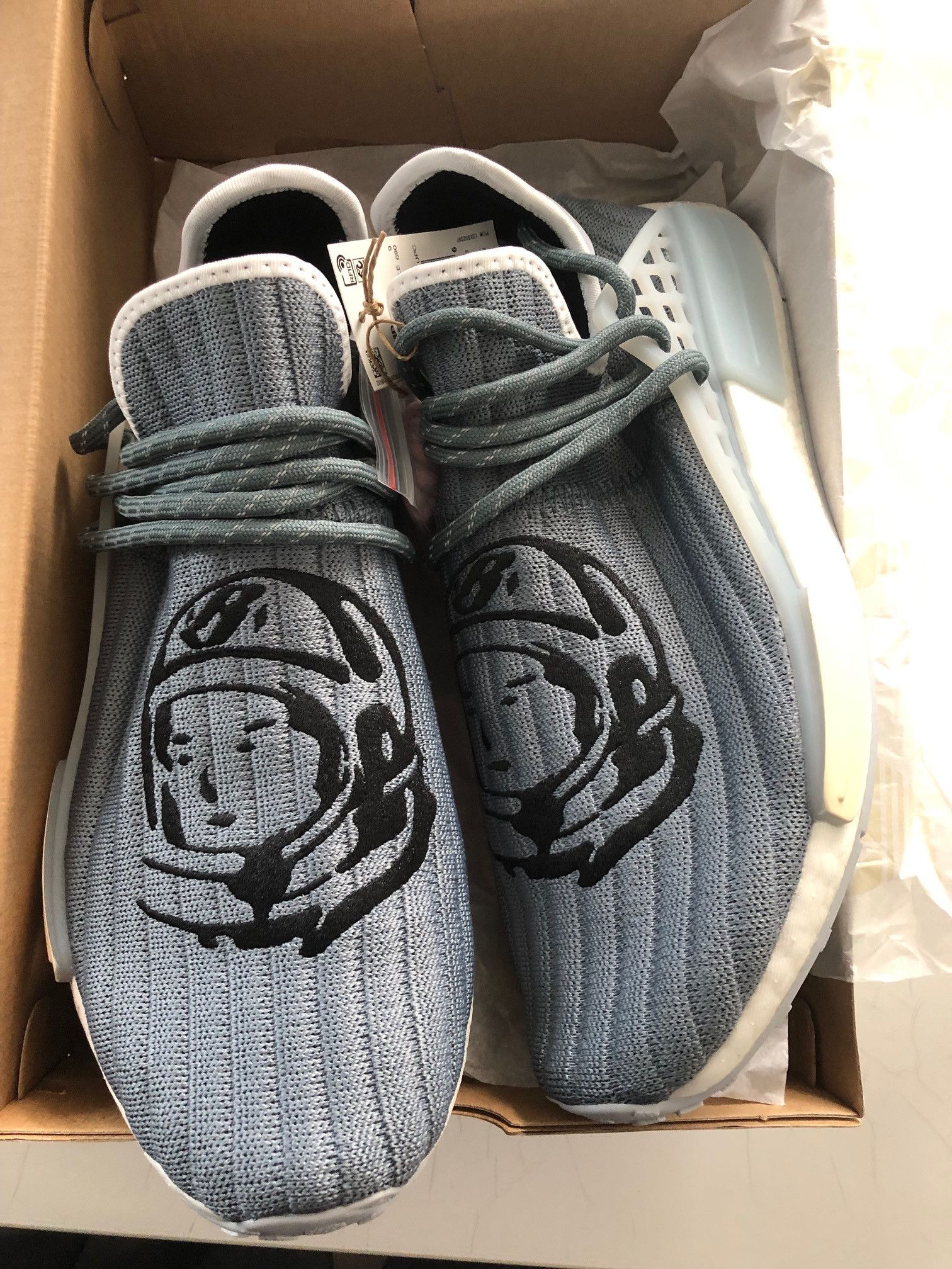 Adidas Pharrell x NMD Human Race Astronaut Size US 9.5 / EU 42-43 - 8 Thumbnail