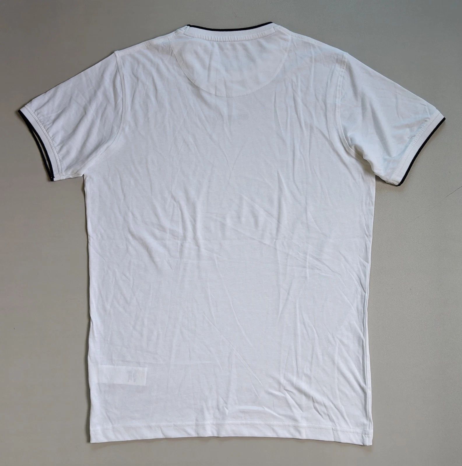 Harmont & Blaine Harmont & Blaine Jeans (HBJ) Crew Neck T-shirt ASM/2024 Size US M / EU 48-50 / 2 - 7 Thumbnail