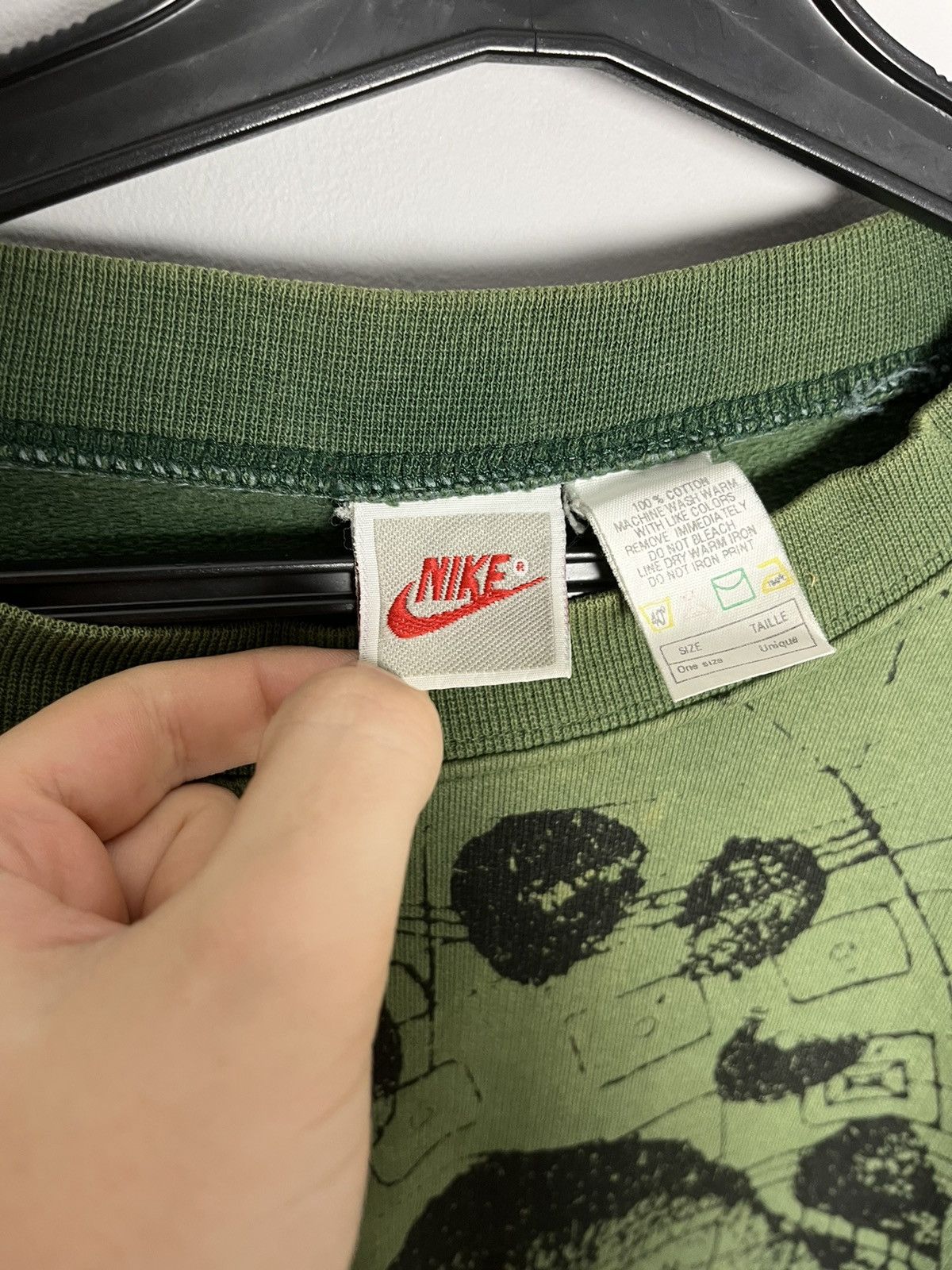 Vintage VINTAGE 90S NIKE CREWNECK RARE Y2K SWOOSH Size US L / EU 52-54 / 3 - 16 Thumbnail