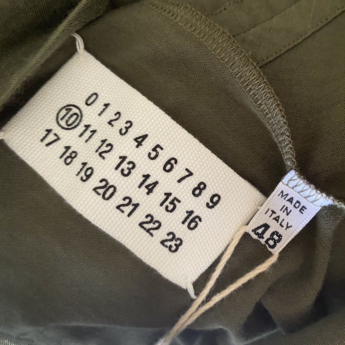 Maison Margiela SS11 Cut And Sew V Neck T Shirt Size US M / EU 48-50 / 2 - 5 Thumbnail