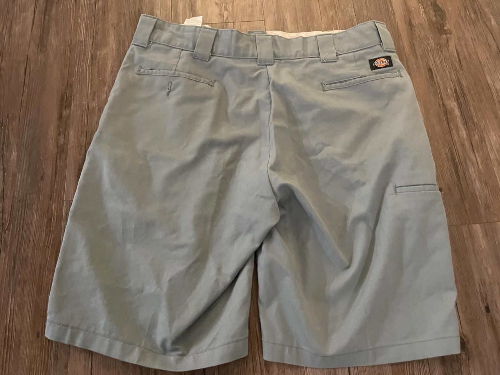 Dickies Dickies Flat Front Light Blue Shorts Men's Solid Pockets Size US 38 / EU 54 - 2 Thumbnail