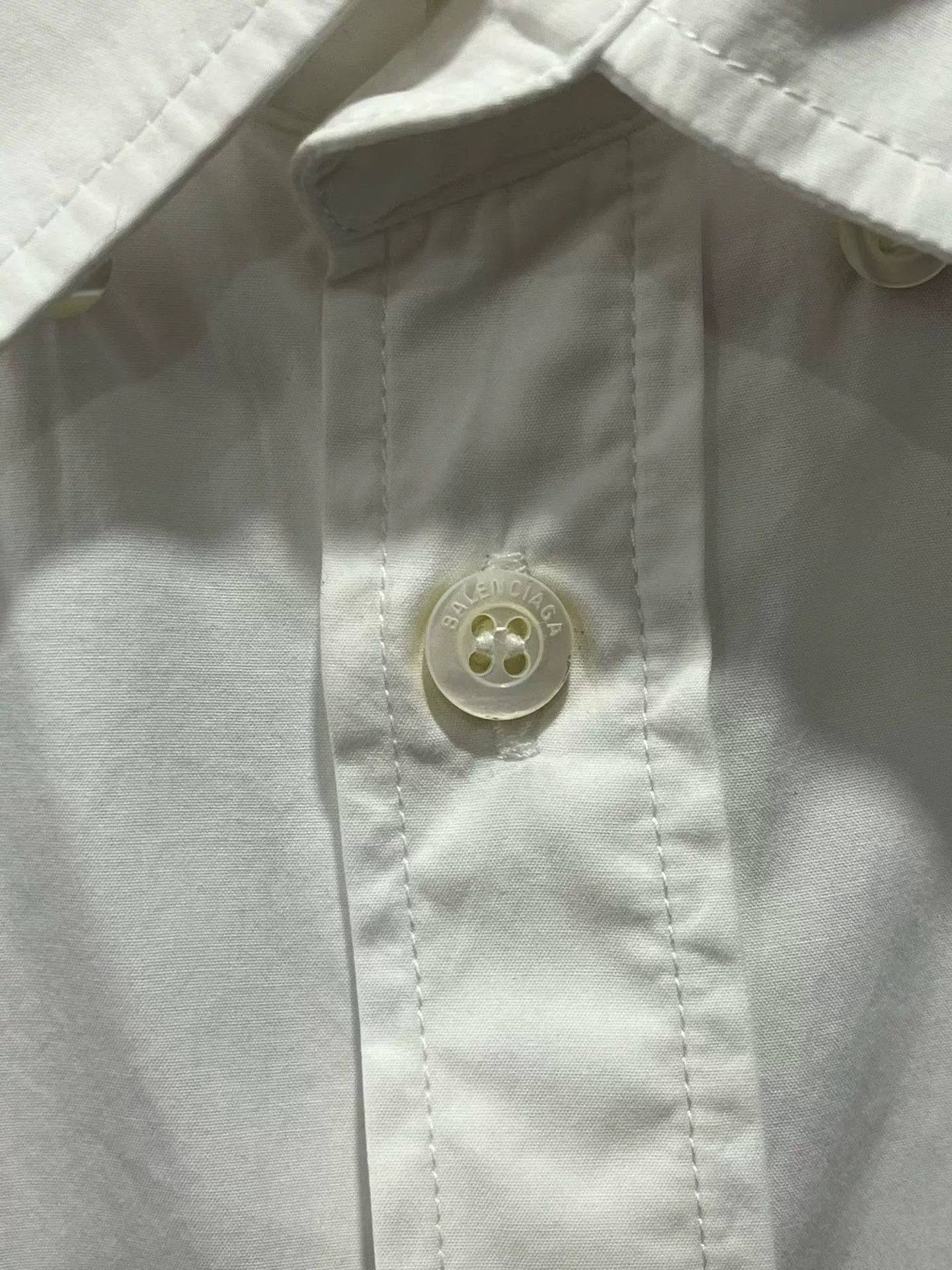 Balenciaga balenciaga white blue letter shirt Size US M / EU 48-50 / 2 - 5 Thumbnail