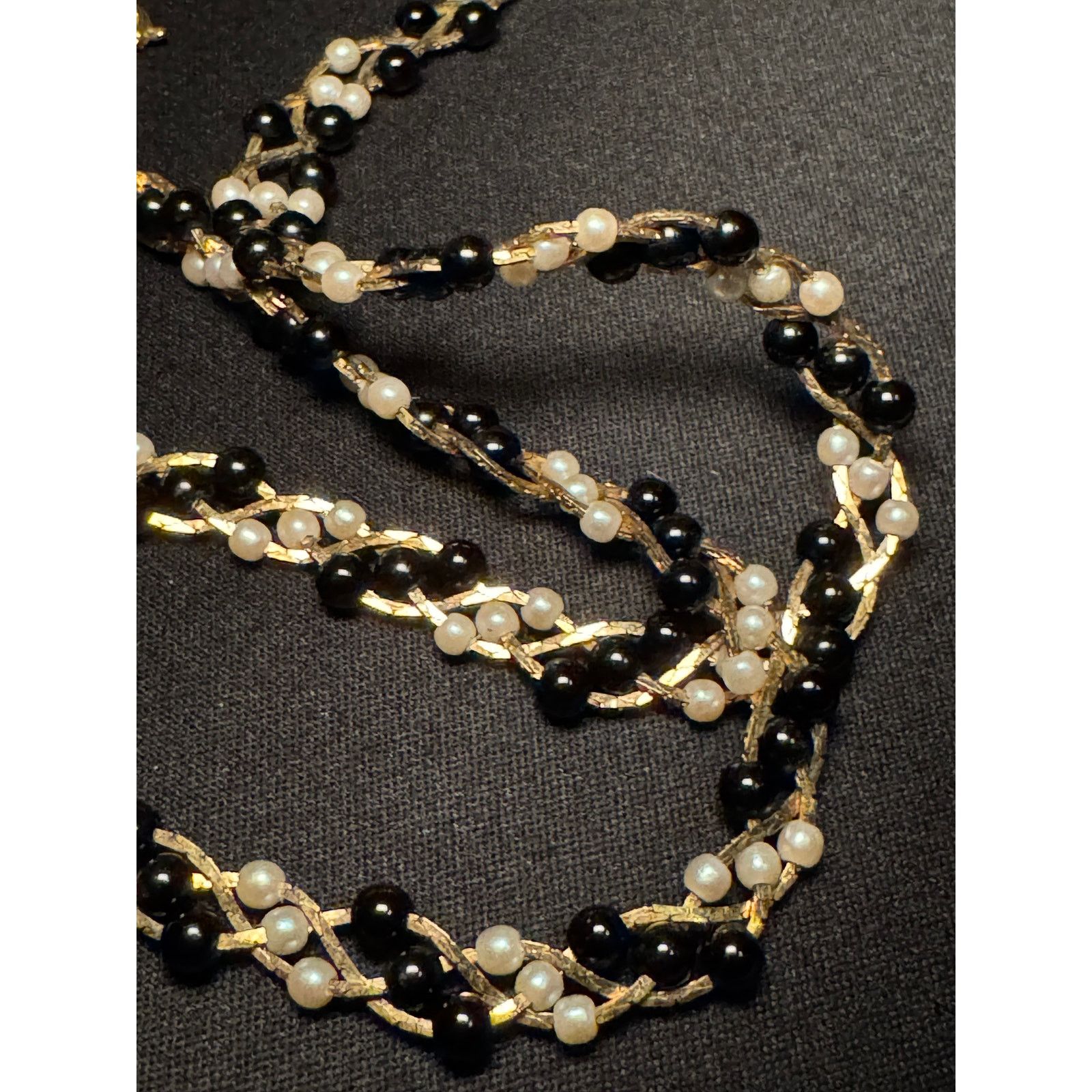 Other Vintage Trifari Gold Tone Black White Beads 23in Necklace Size ONE SIZE - 5 Thumbnail