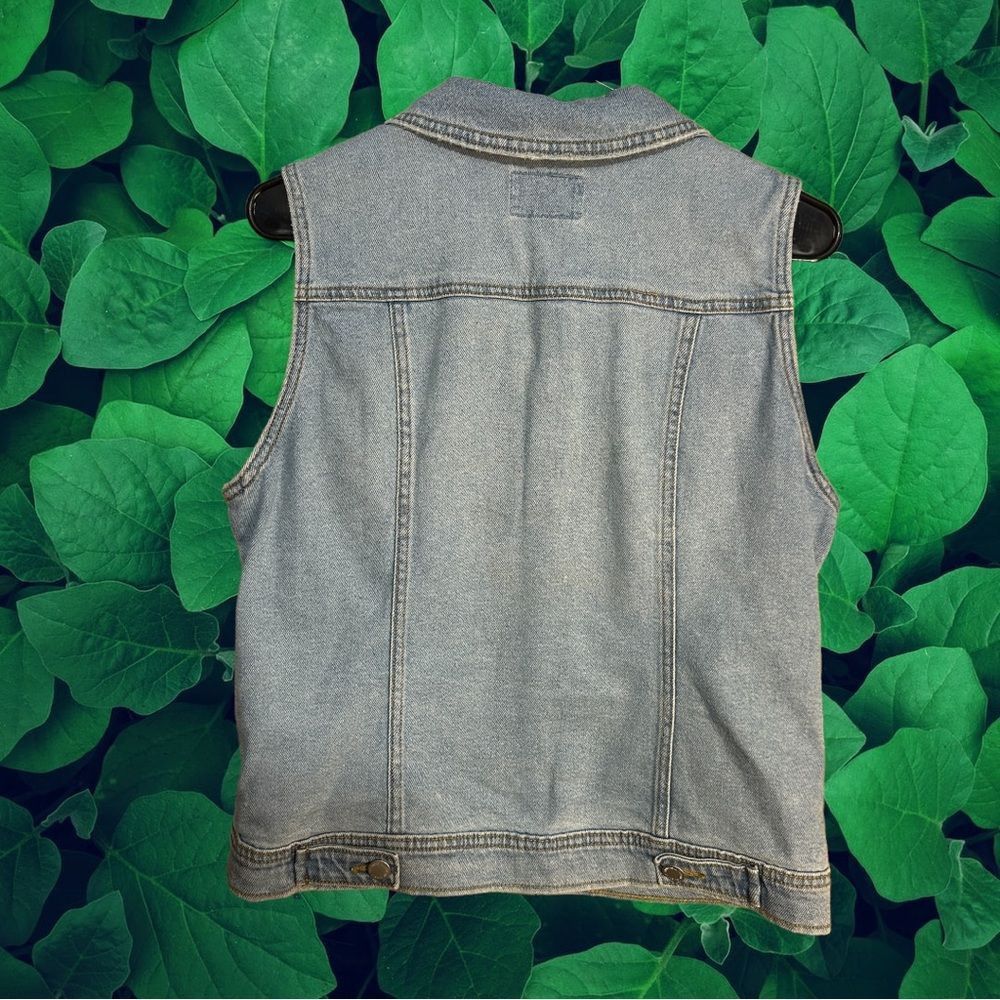 Other Universal Thread Light Wash Denim Button Front Vest Medium Size M / US 6-8 / IT 42-44 - 2 Thumbnail