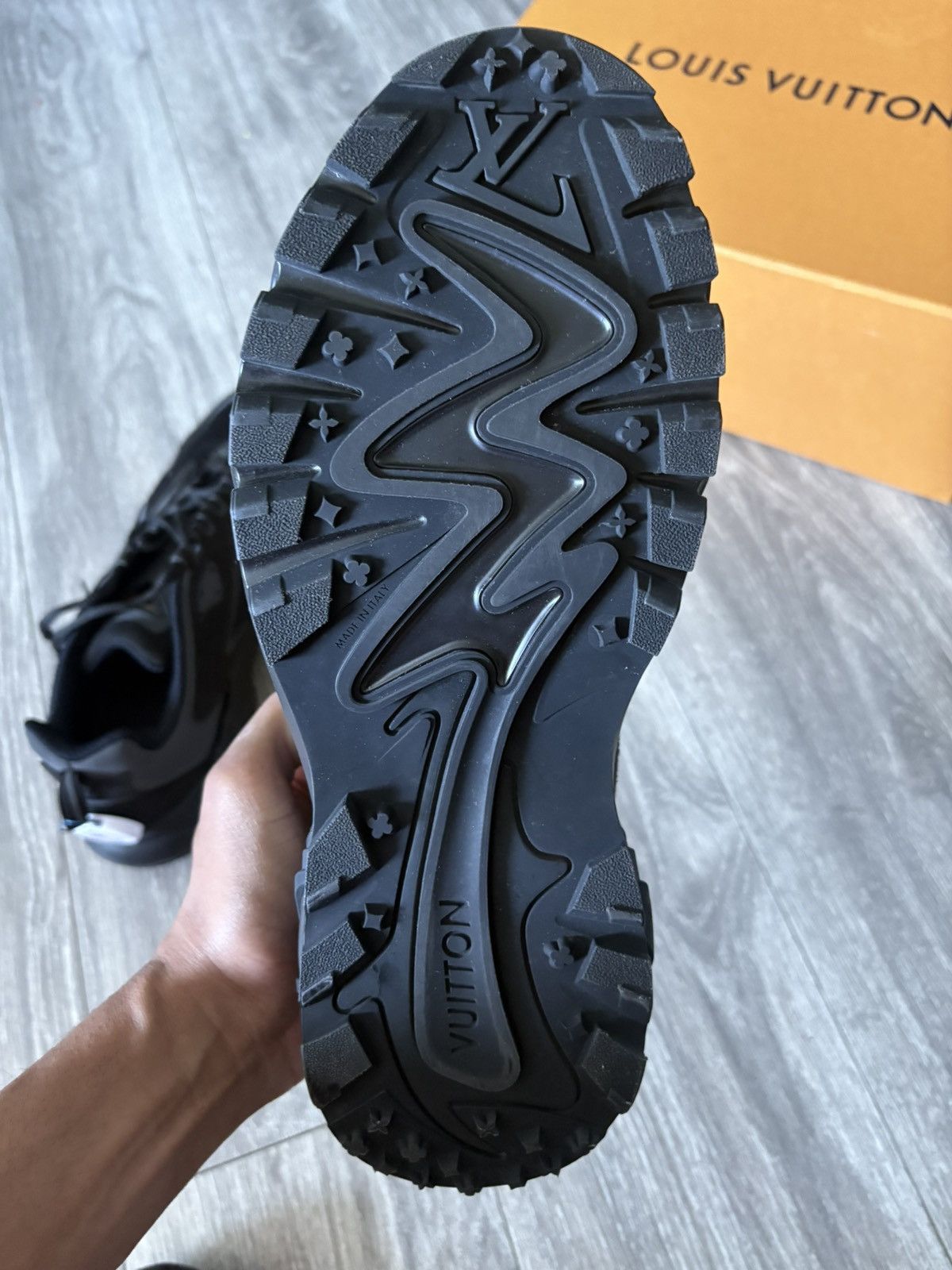 Louis Vuitton Louis Vuitton tatic sneakers Size US 10 / EU 43 - 5 Thumbnail