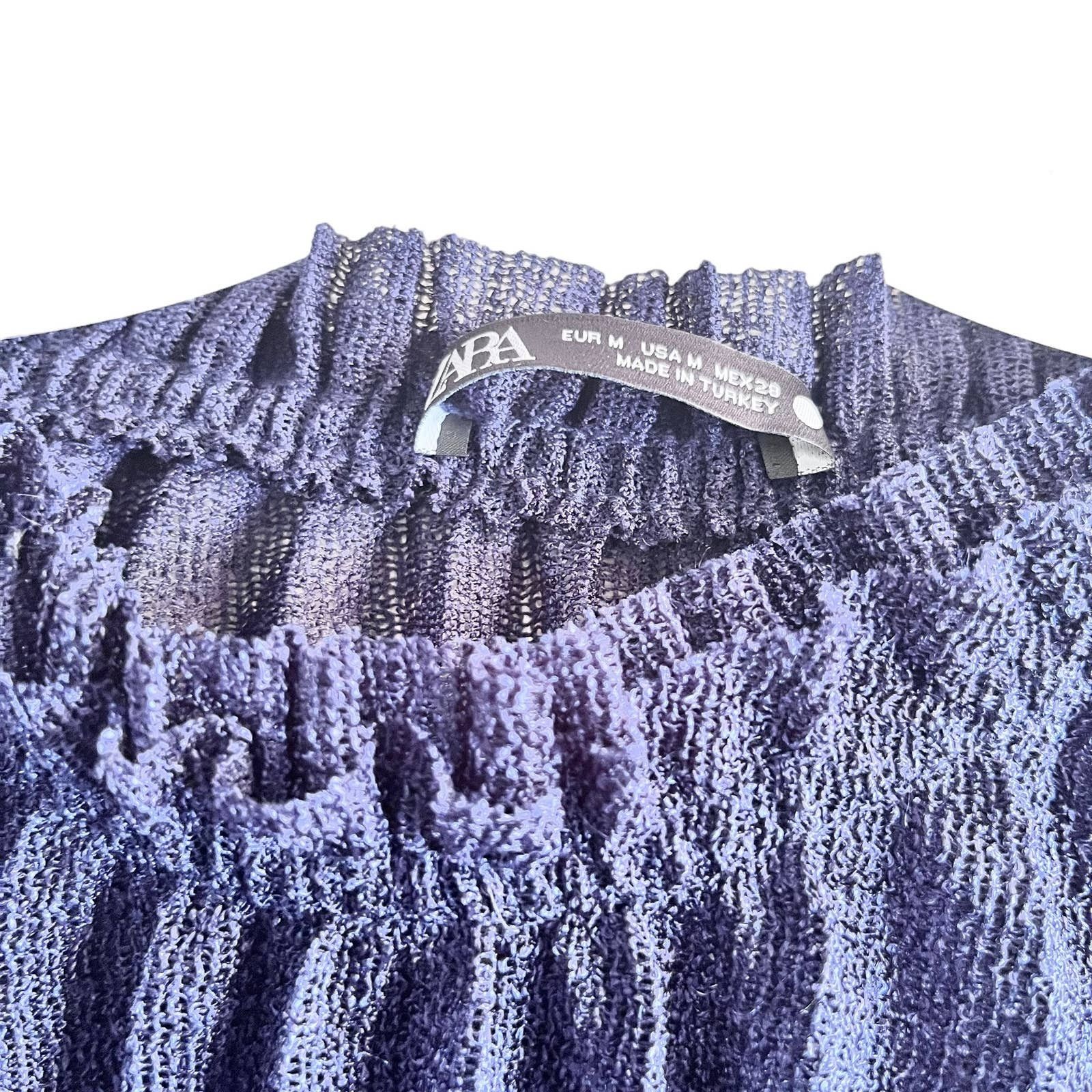 Zara Zara Knit Blue Pleated Bell Sleeve Ruffle Neck Sheer Blouse Size M / US 6-8 / IT 42-44 - 7 Thumbnail