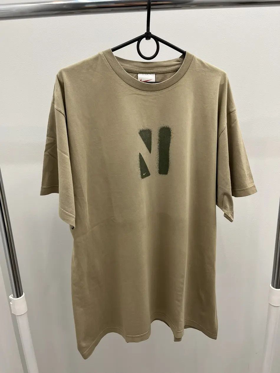 Nike Vintage Nike Oversize Central Logo Tee T-shirt Size US XL / EU 56 / 4 - 1 Thumbnail
