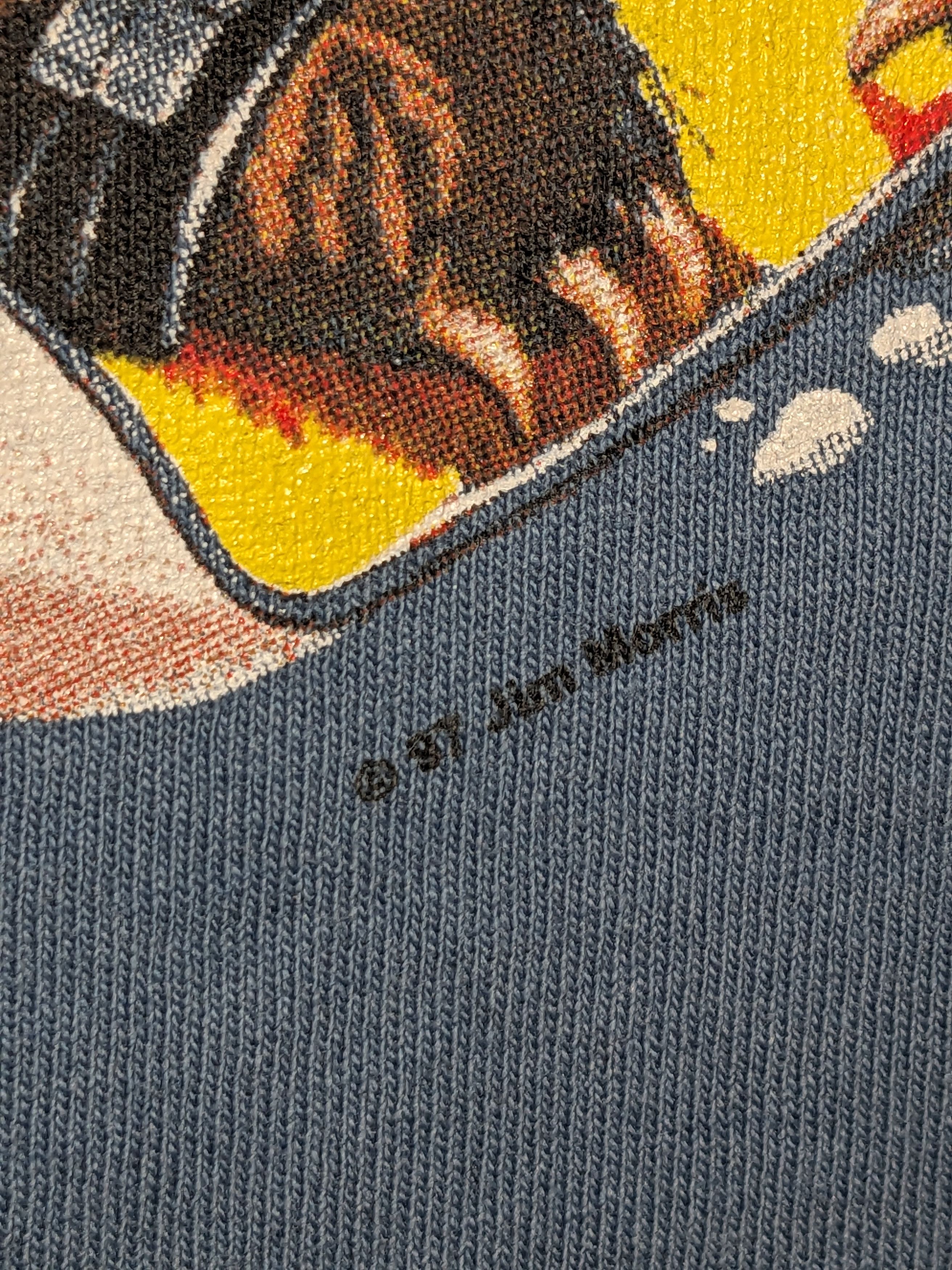 Vintage Vintage 1997 Surfing Bear Water Animal Jim Morris T-Shirt Size US L / EU 52-54 / 3 - 3 Thumbnail