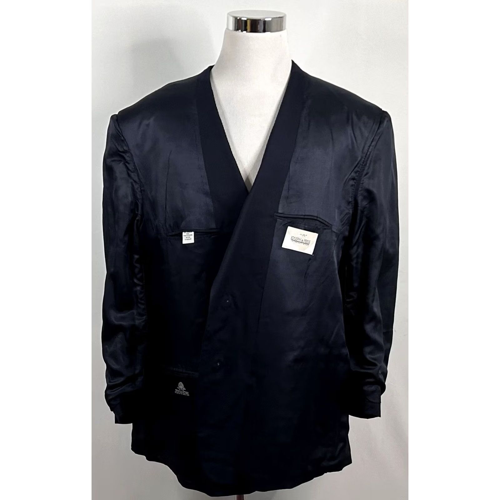 Joseph Joseph & Feiss 52R Sport Coat 100% Worsted Wool Navy Blue Two-Button Vented Jacket Mens Size 52 Regular Notch Lapel Slim? Wait not. Size US XS / EU 42 / 0 - 7 Thumbnail