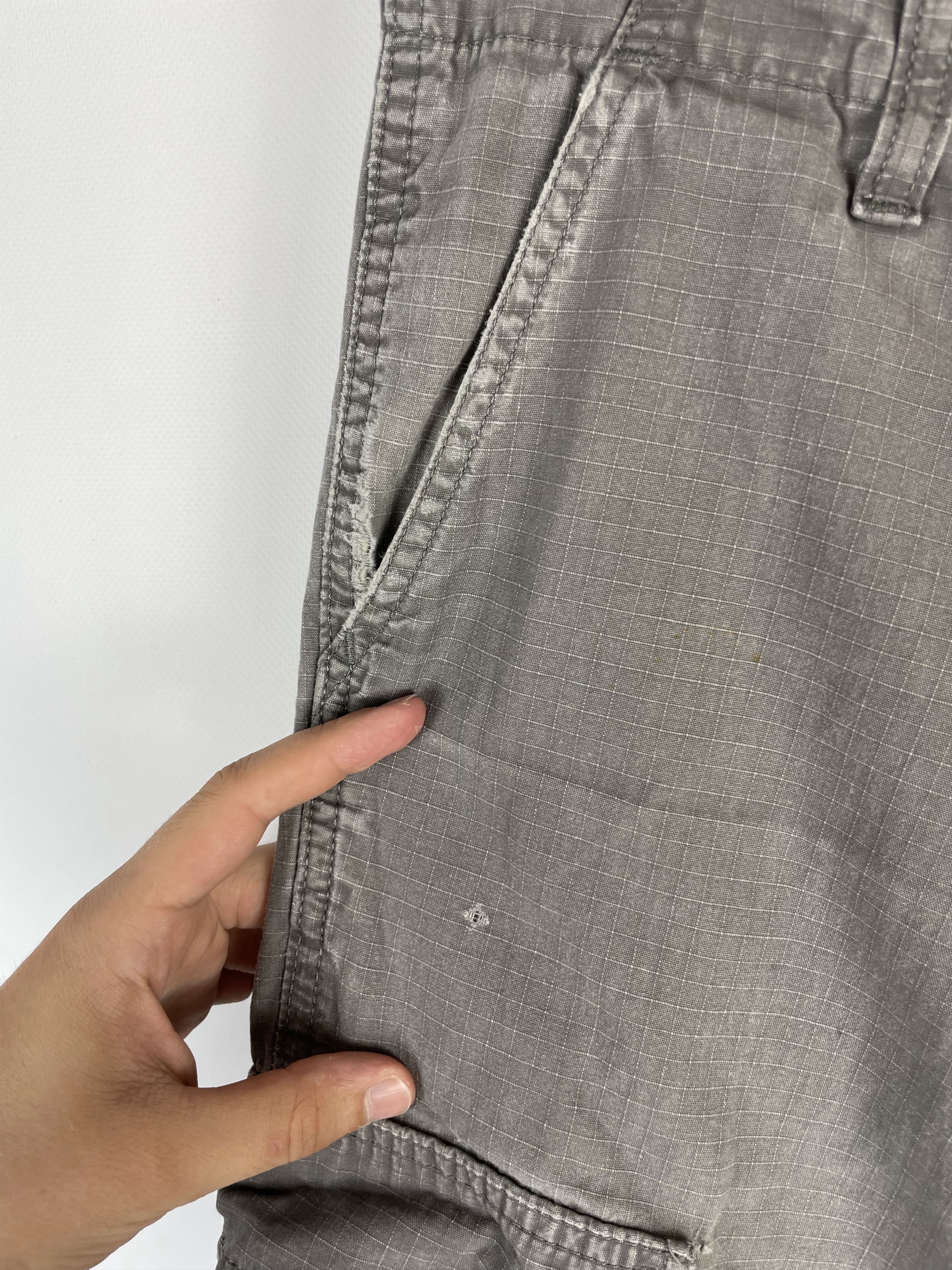 Carhartt × Vintage Vintage Carhartt Cargo Pants Size US 32 / EU 48 - 8 Thumbnail