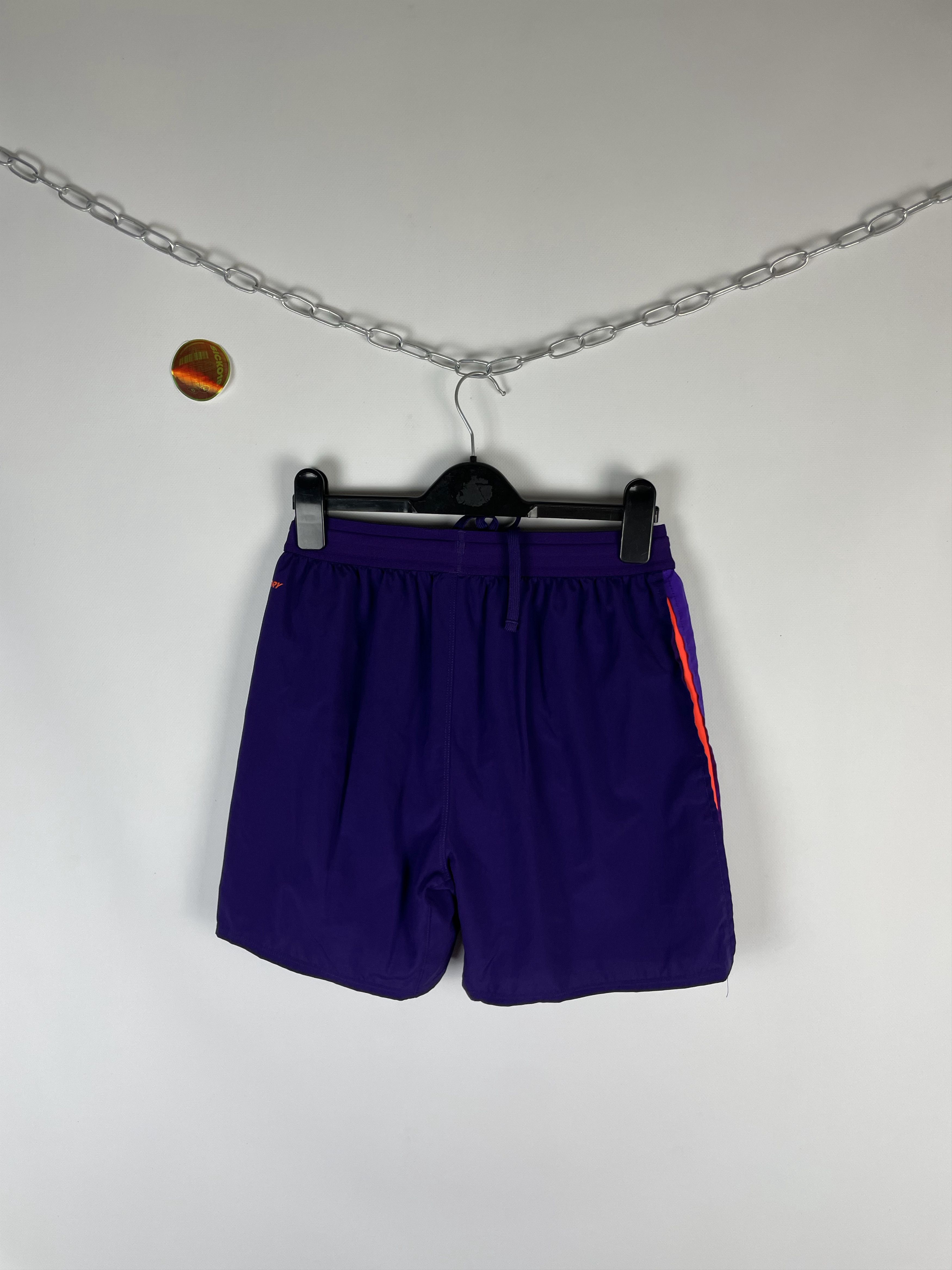 New Balance Vintage New Balence Liverpool Shorts Soccer Footbal Size US 30 / EU 46 - 5 Thumbnail