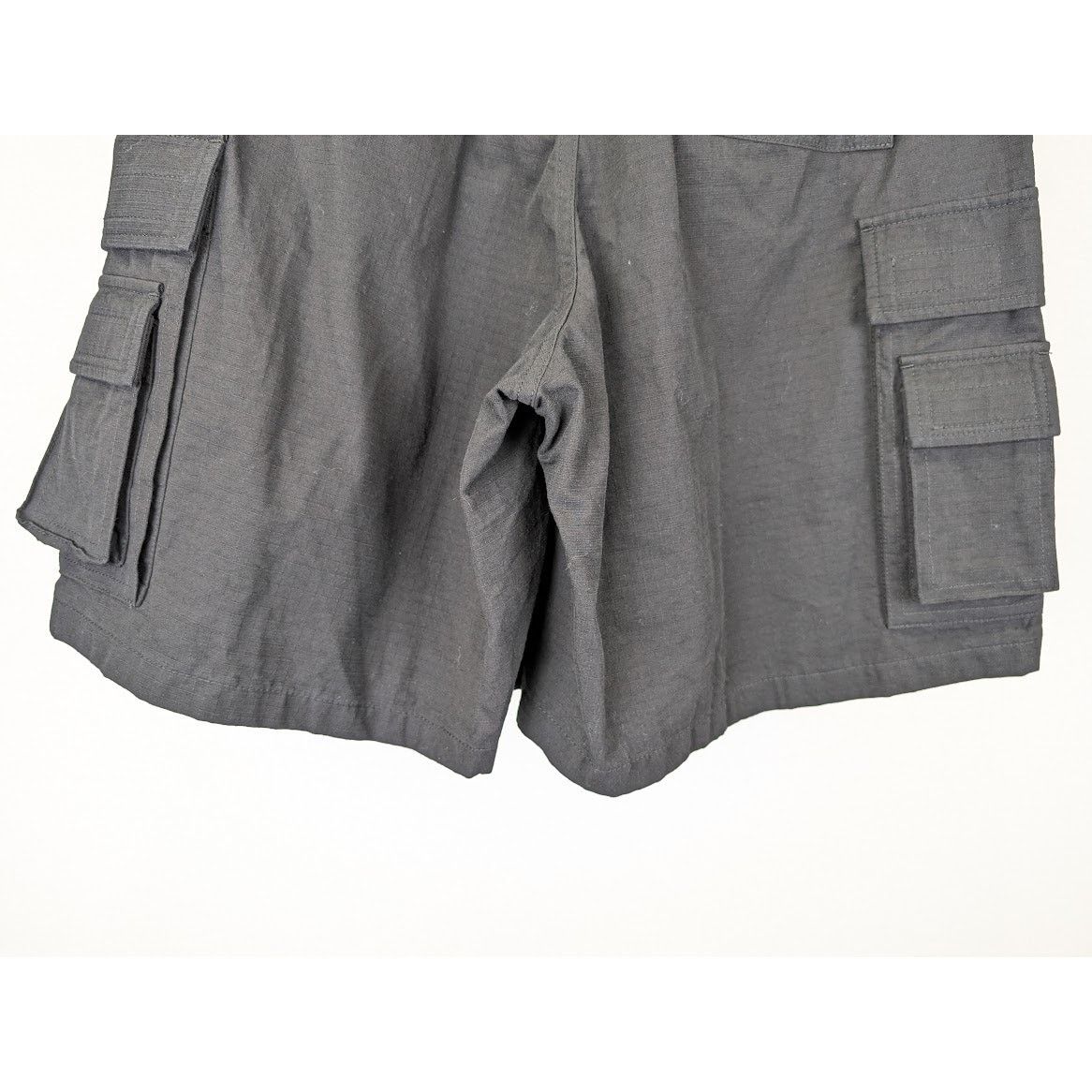 Balenciaga o1rshd1 Cotton Ripstop Gamer Shorts in Black Size US 28 / EU 44 - 17 Thumbnail