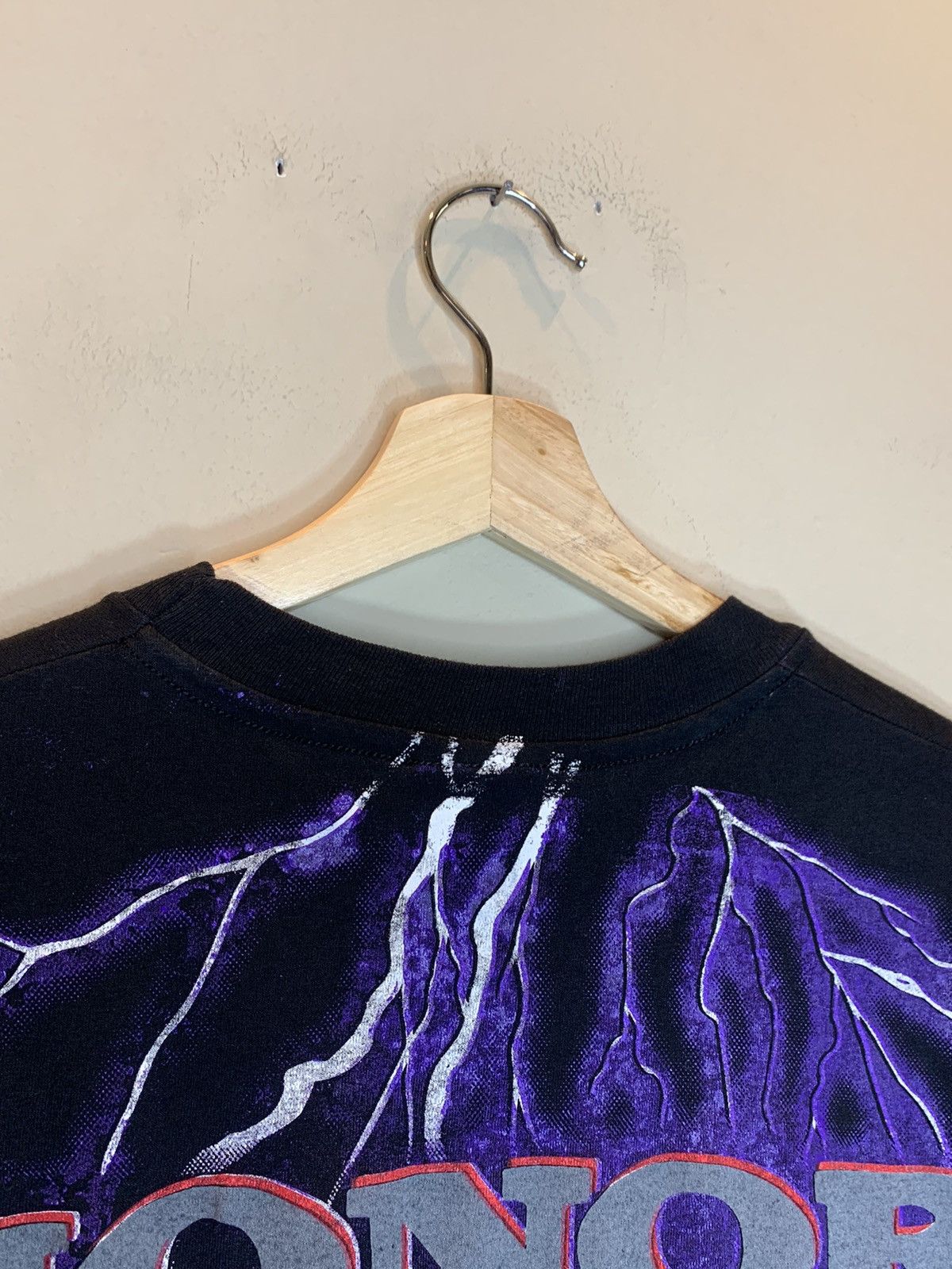 Vintage *RARE* Vintage GREAT GOD Jesus Christ AOP Thunder Art Shirt Size US M / EU 48-50 / 2 - 10 Thumbnail