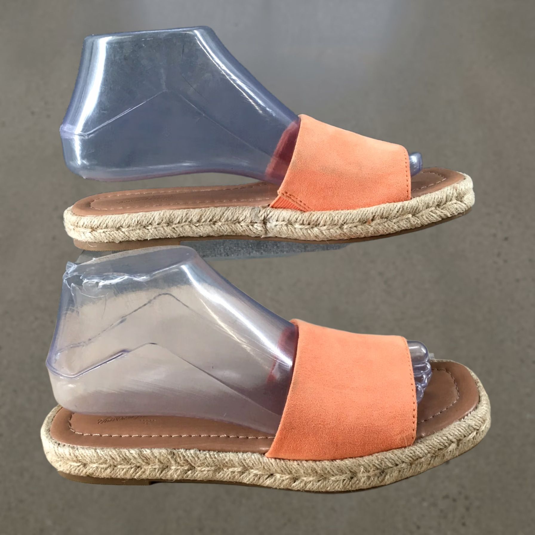 Vintage Universal Thread Sandals Womens 7 Square Toe Slide Espadrille Flats Orange Shoes Sandal Slip On Flat Casual Womens 7 Orange Size US 7 / IT 37 - 1 Thumbnail
