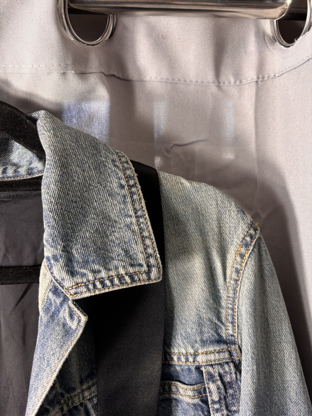 Undercover Undercover Denim Jacket with Embroidered Dagger Size US S / EU 44-46 / 1 - 20 Thumbnail