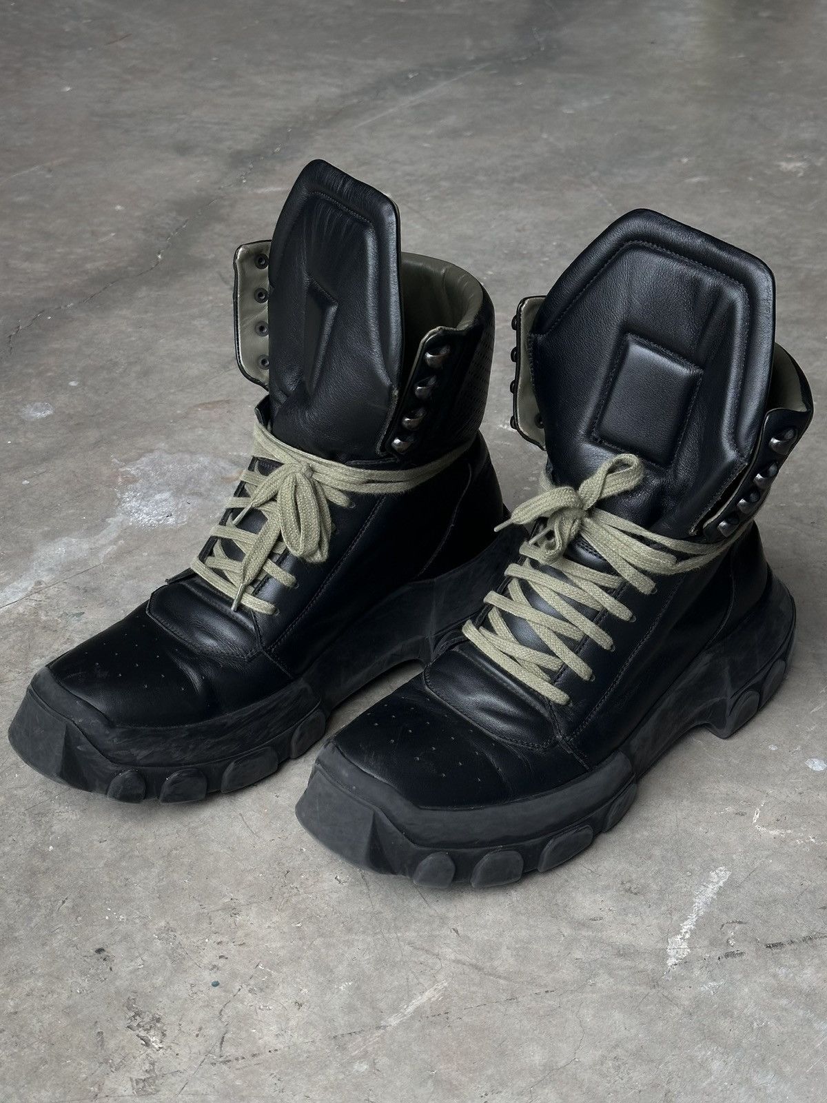 Rick Owens Rick Owens Tractor Boots Size US 8 / EU 41 - 2 Thumbnail