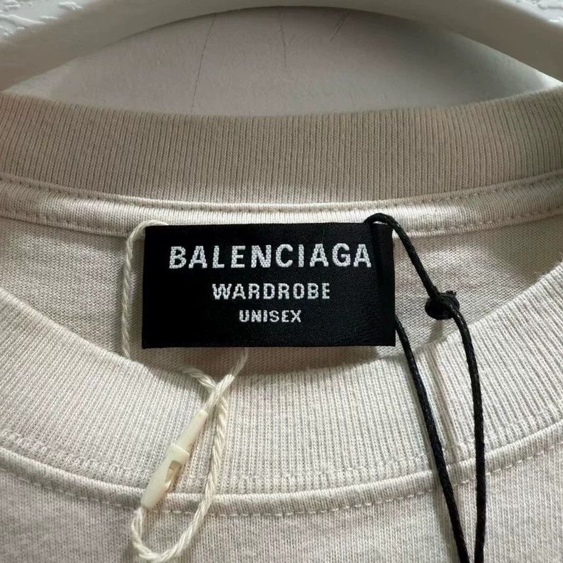 Balenciaga Balenciaga Logo short sleeve with front and back monogram p Size US S / EU 44-46 / 1 - 2 Thumbnail