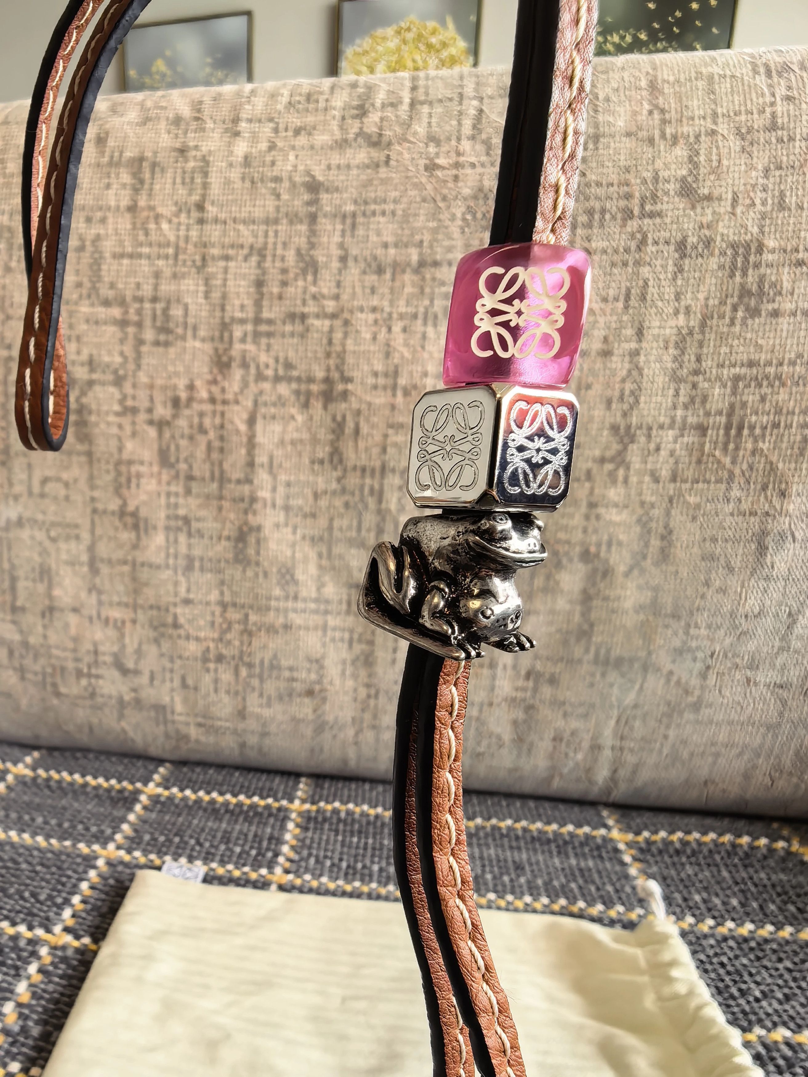 Loewe LOEWE golden toad dice charm new unused Size ONE SIZE - 3 Thumbnail