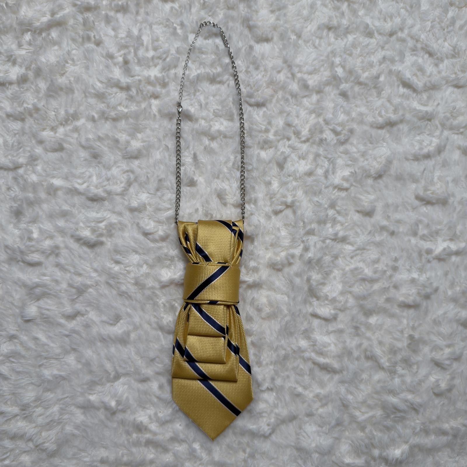 The Unbranded Brand Yellow Blue Striped Mini Necktie Necklace Chain Y2K Tie Size ONE SIZE - 1 Thumbnail