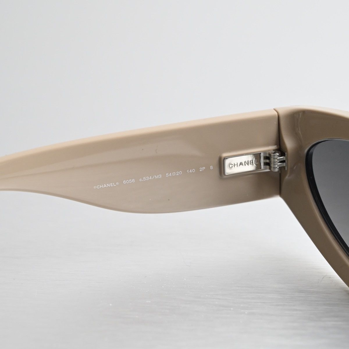 Chanel CHANEL 0CH6056 SUNGLASSES Size ONE SIZE - 5 Thumbnail