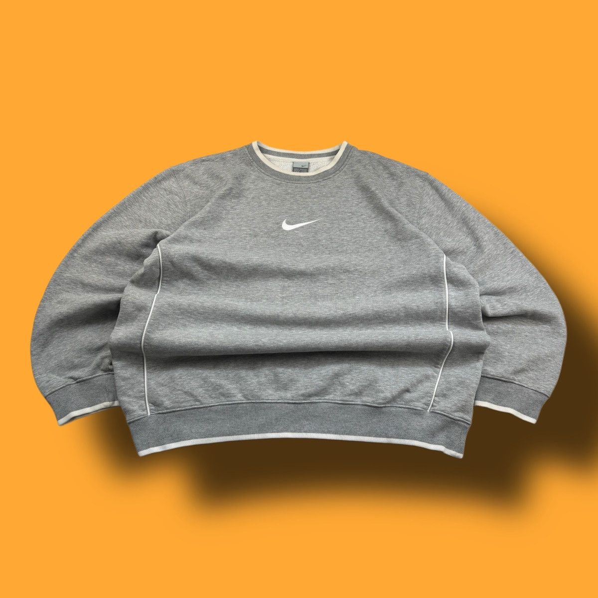 Nike × Vintage NIKE VINTAGE CENTER LOGO OVERSIZE BOXY SWEATSHIRT Size US XL / EU 56 / 4 - 1 Thumbnail