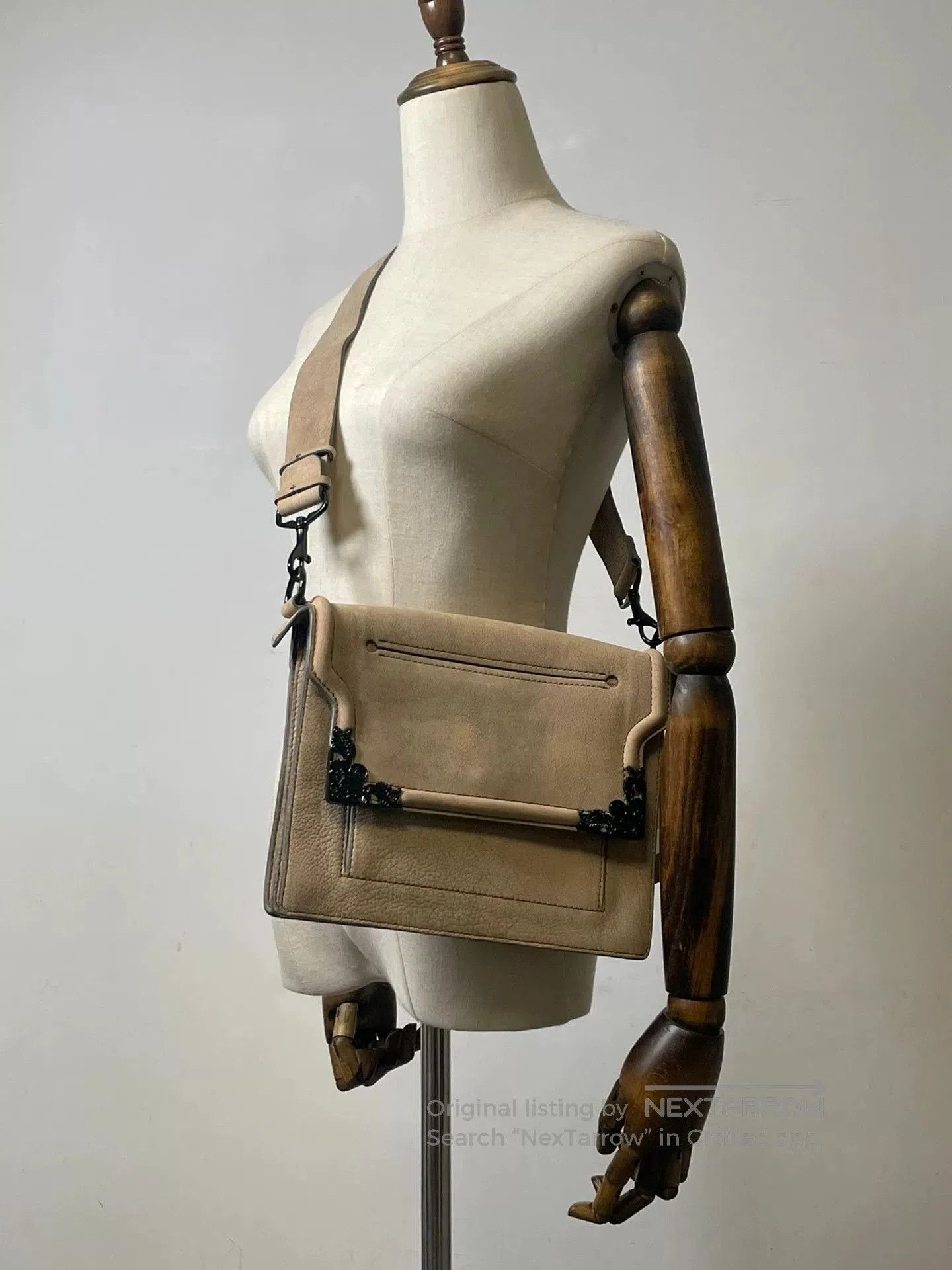 Alexander McQueen Alexander McQueen Baroque Design Envelope Bag. Size ONE SIZE - 4 Thumbnail
