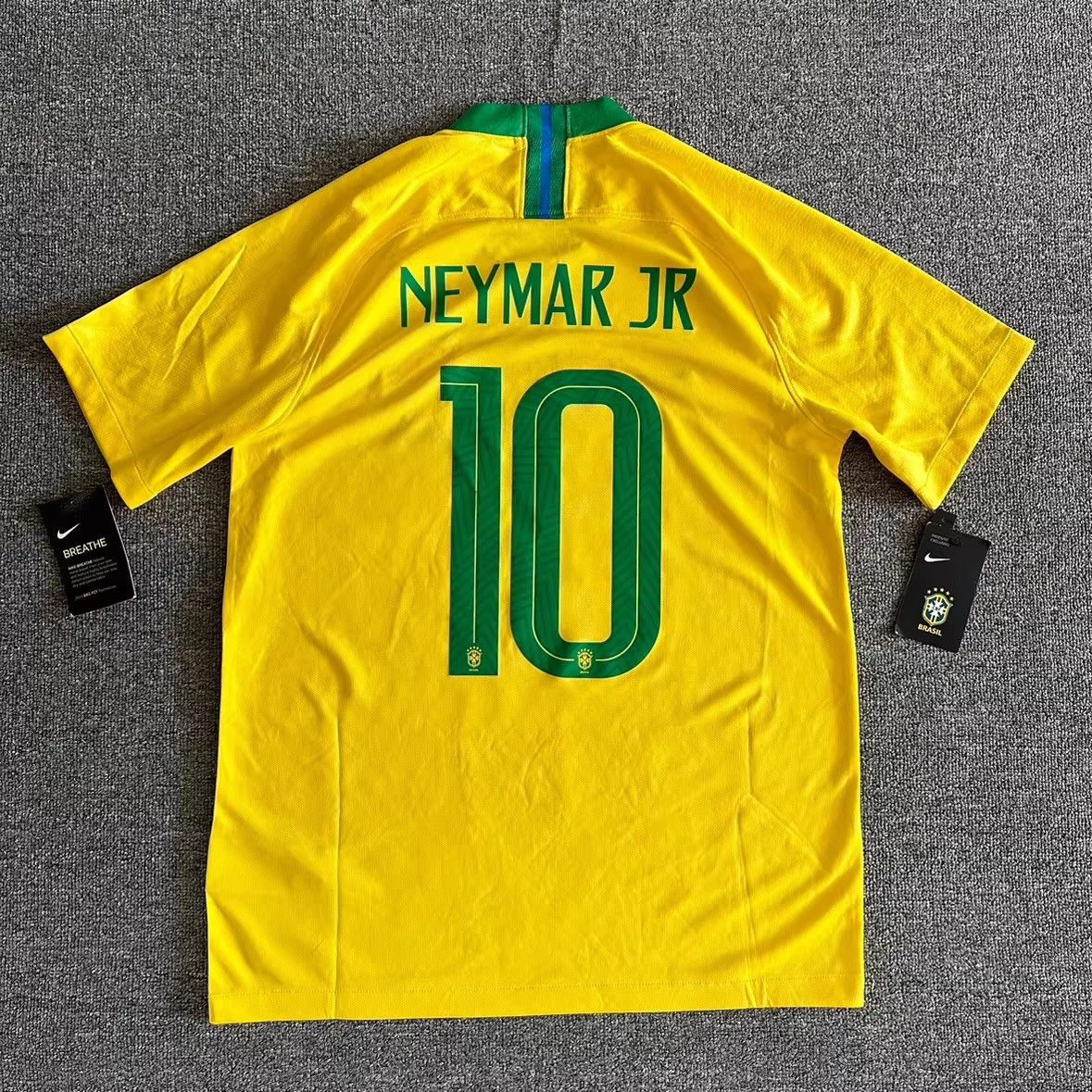 Other 2018 Brazil #10 Neymar Jersey Size US XL / EU 56 / 4 - 1 Thumbnail
