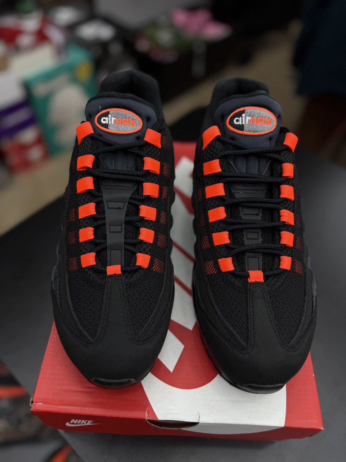 Nike Nike Air Max Black Hyper Crimson Size 10 NEW Size US 10 / EU 43 - 6 Thumbnail