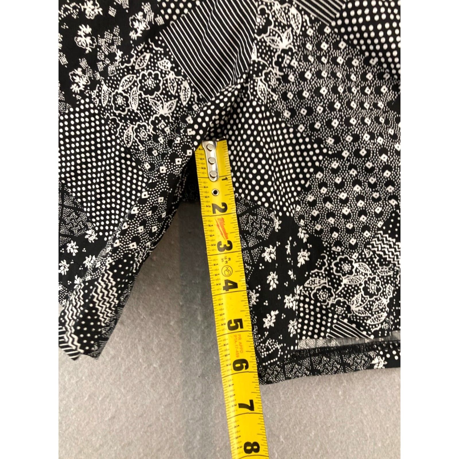 Vintage Silver Wear Womens Shorts S Black USA Made Stretch NWT Geometric Pattern Front Flat High Rise Size 28" / US 6 / IT 42 - 5 Thumbnail