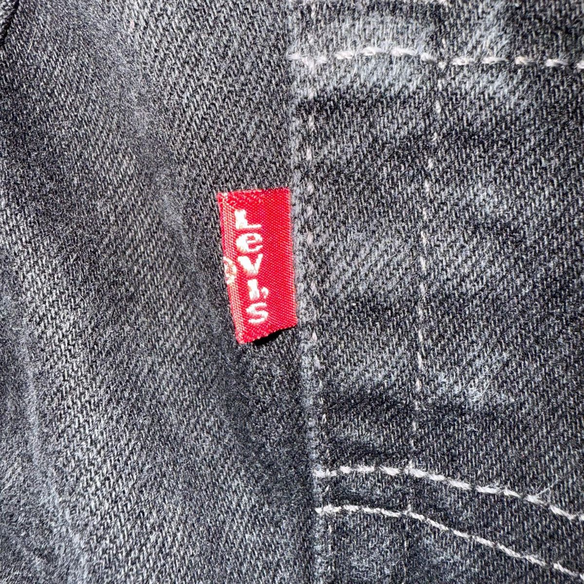 Levi's × Levi's Vintage Clothing × Vintage Y2K Vintage Levi’s 560s Denim Jeans - Loose Fit Tapered Leg Size US 33 - 9 Thumbnail