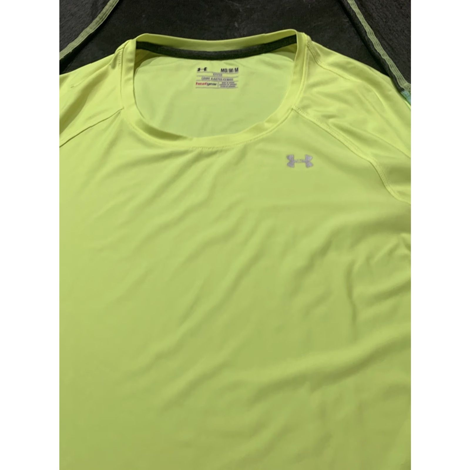 Under Armour Under Armour HeatGear Women's Medium Yellow Long Sleeve Crew Neck Performance T-Shirt Size M / US 6-8 / IT 42-44 - 2 Thumbnail