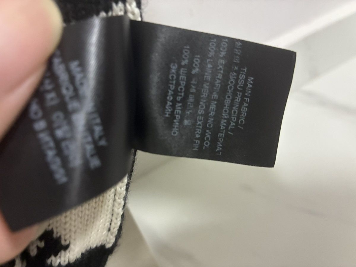 Vetements Vetements All over Sweater Size US L / EU 52-54 / 3 - 7 Thumbnail