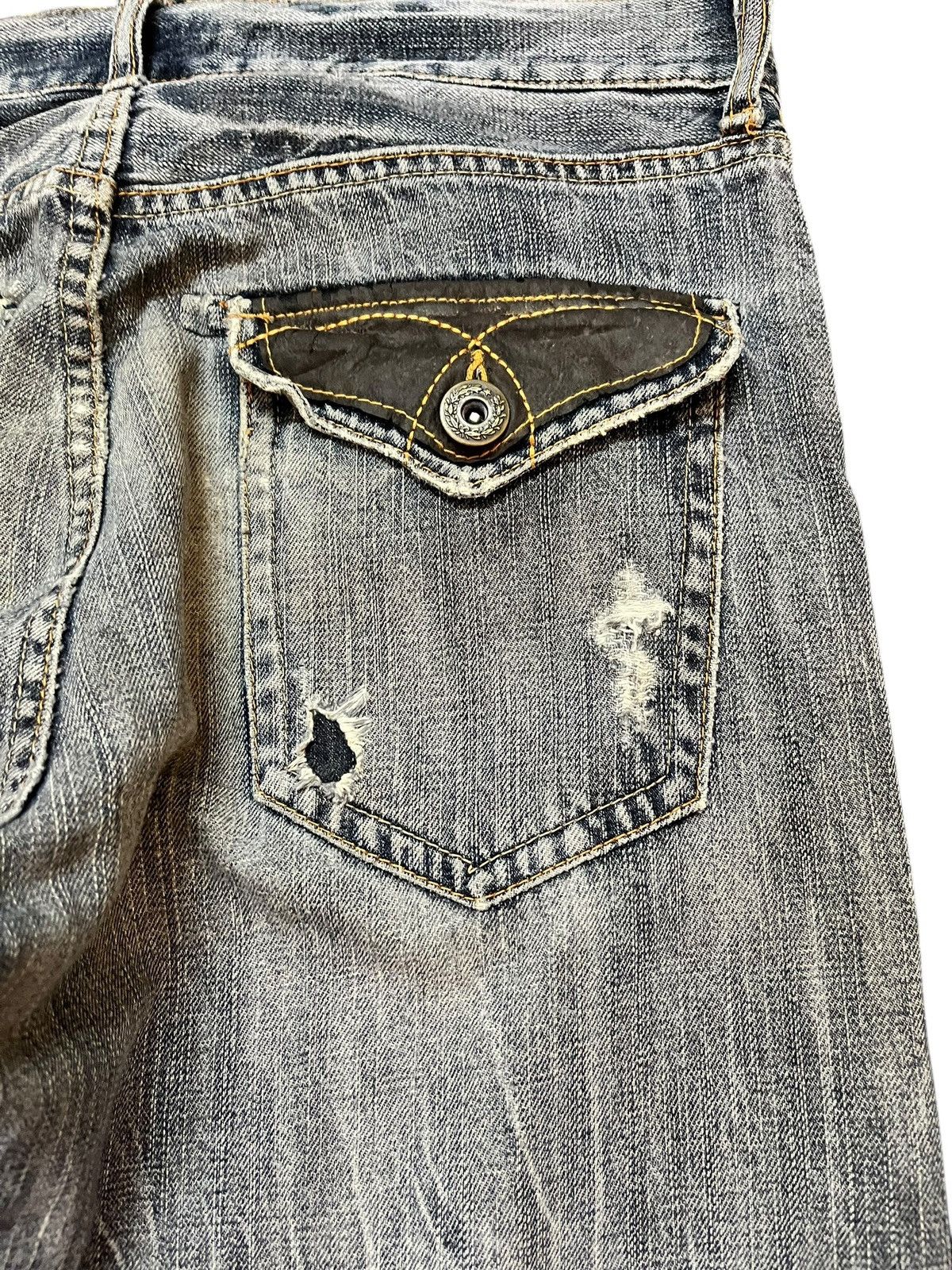 VILLAND Vintage Villand Whiskering Faded Distressed Denim Size US 33 - 8 Thumbnail