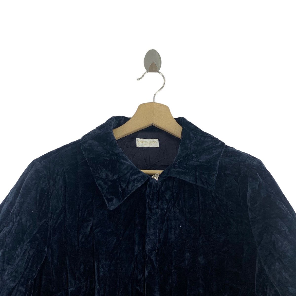 Vintage Vintage FERRETTI STUDIO Italian Brand Velvet Black Coat Size US M / EU 48-50 / 2 - 2 Thumbnail