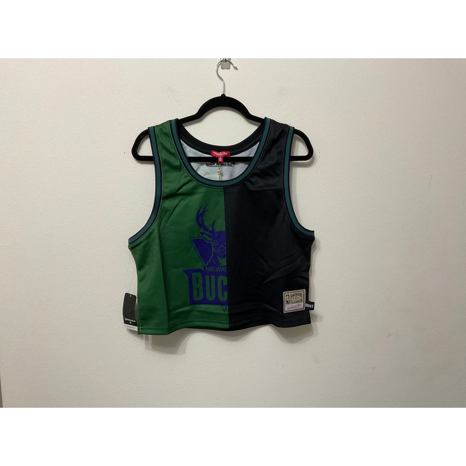 Mitchell & Ness NWT Women's Mitchell & Ness Cropped Bucks Jersey Sz 2XL Size XXL / US 16-18 / IT 52-54 - 1 Thumbnail