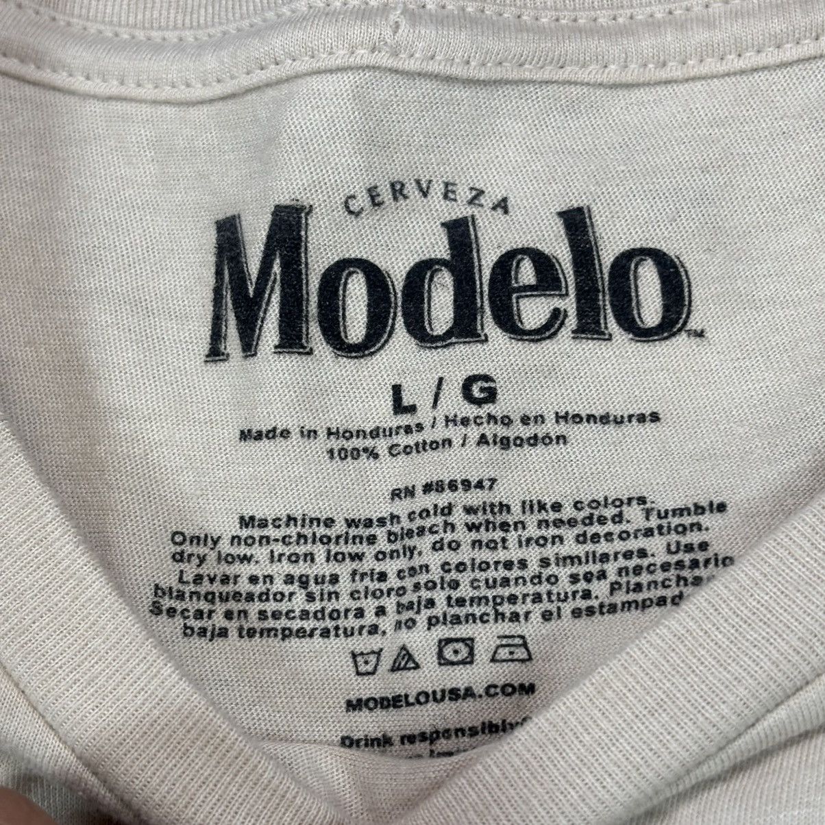 Other VINTAGE STYLE CERVEZA MODELO BEER T-shirt MENS Large Size US L / EU 52-54 / 3 - 2 Thumbnail