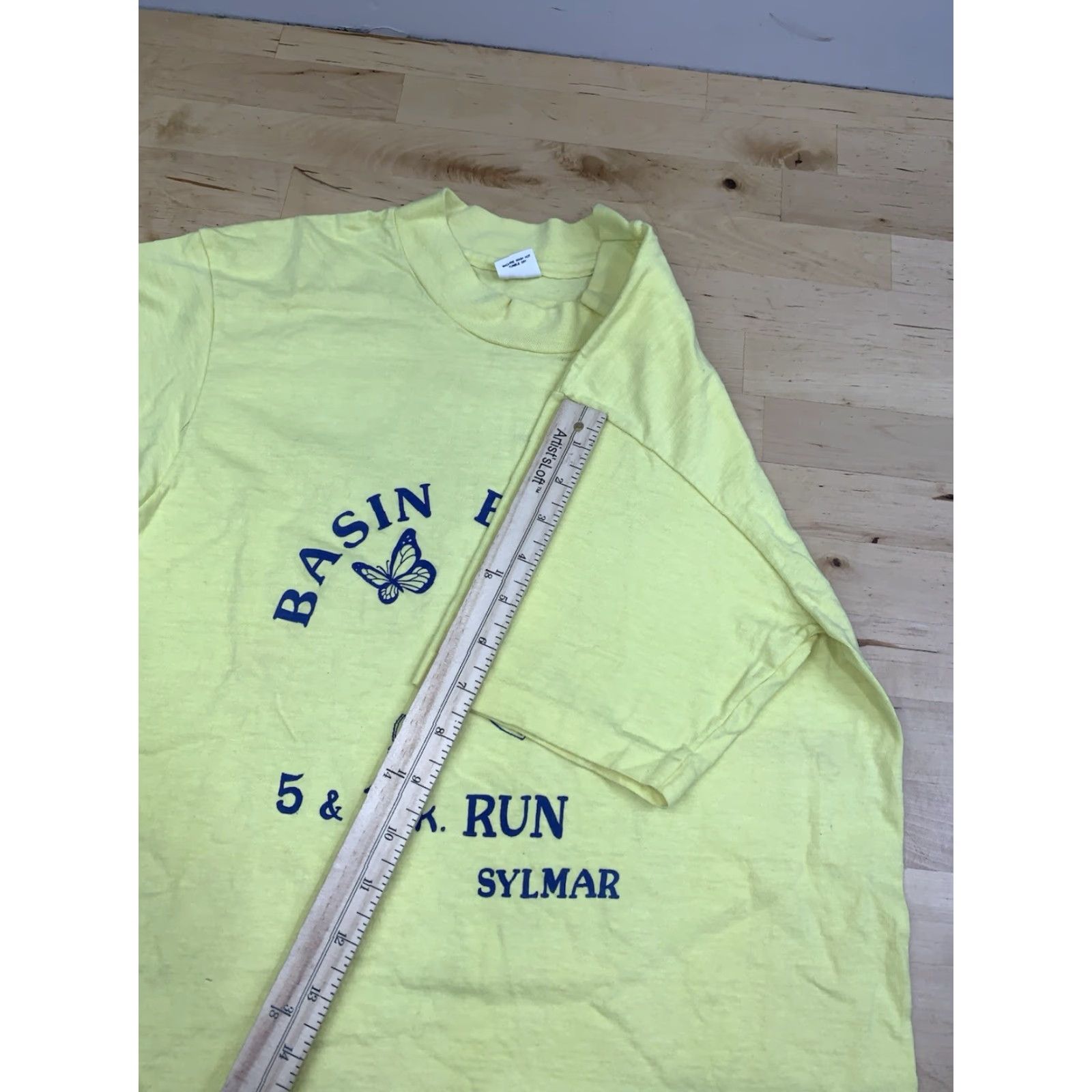 Hanes VINTAGE Hanes T-Shirt Mens M Yellow 80s USA Running Sylmar 5K 15K Shirt Men Size US M / EU 48-50 / 2 - 6 Thumbnail