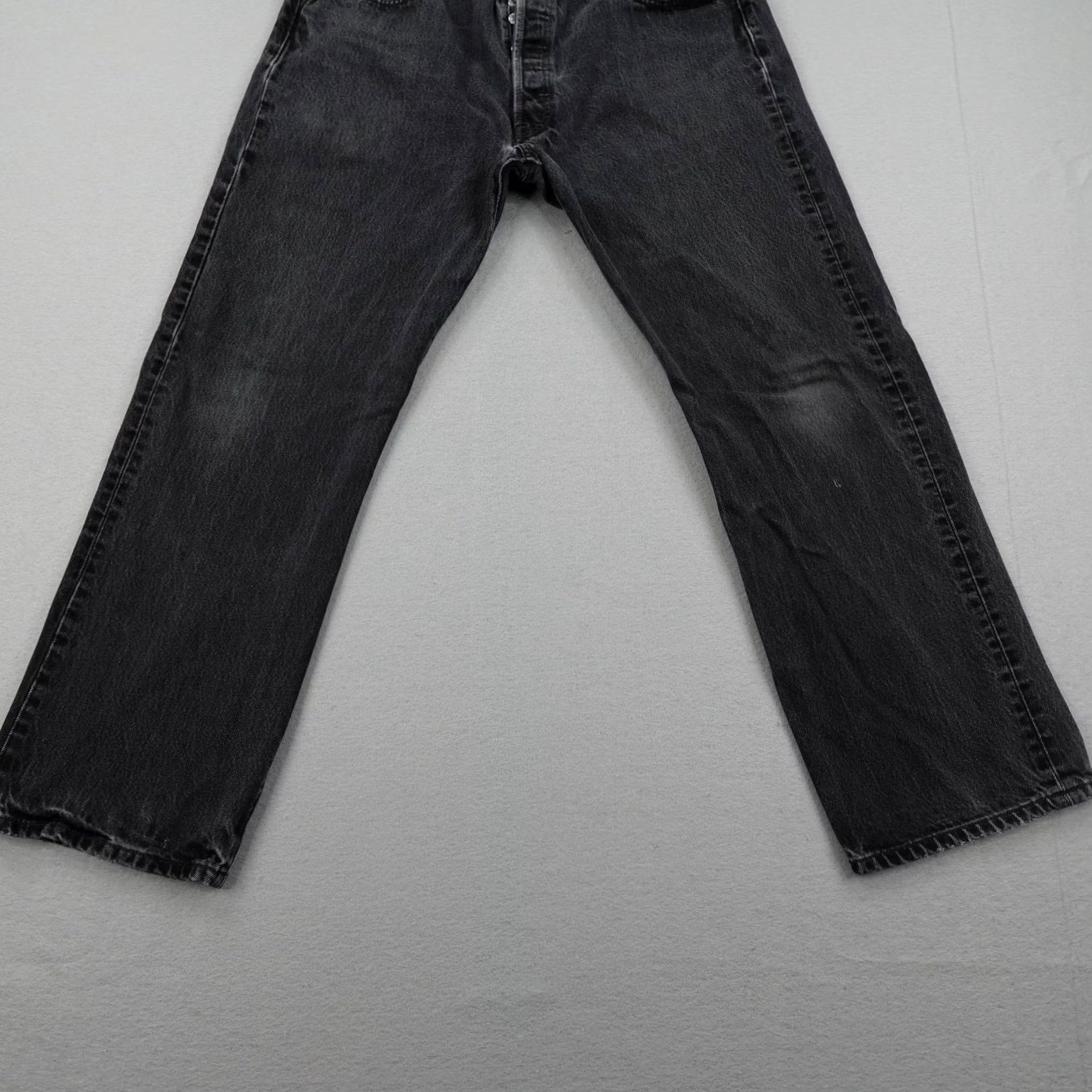 Levi's Vintage Levi'S Jeans Mens 38x30 Black Denim 501 Straight Leg Faded Button Fly Y K - Size US 38 / EU 54 - 3 Thumbnail