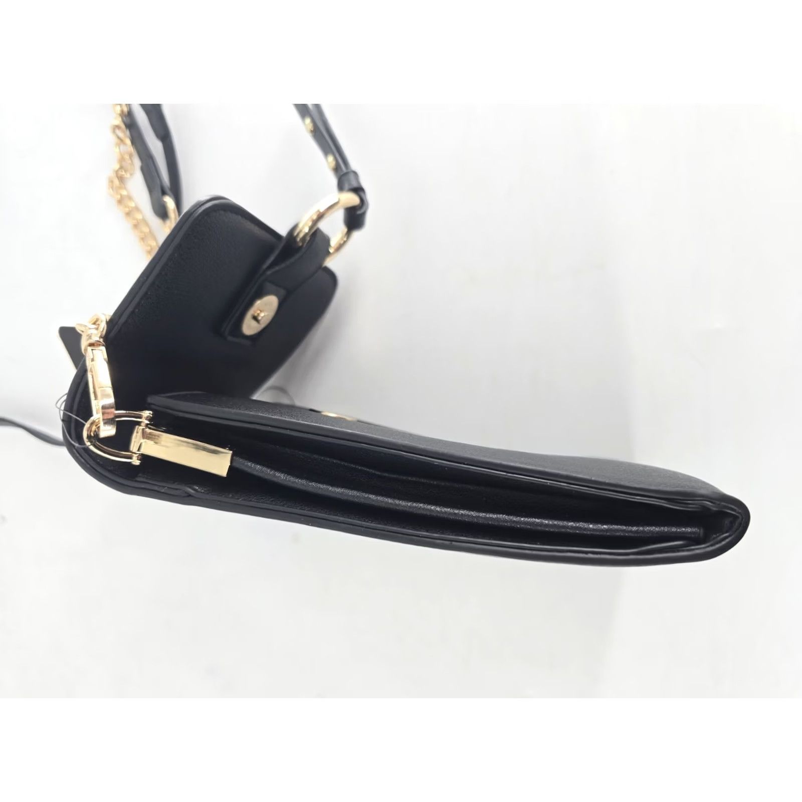 Vintage Becool Crossbody Bag Black Brass Ring Ring Phone Case Clutch Mini NWT Leather Faux Leather Detachable Strap Womens Size ONE SIZE - 7 Thumbnail