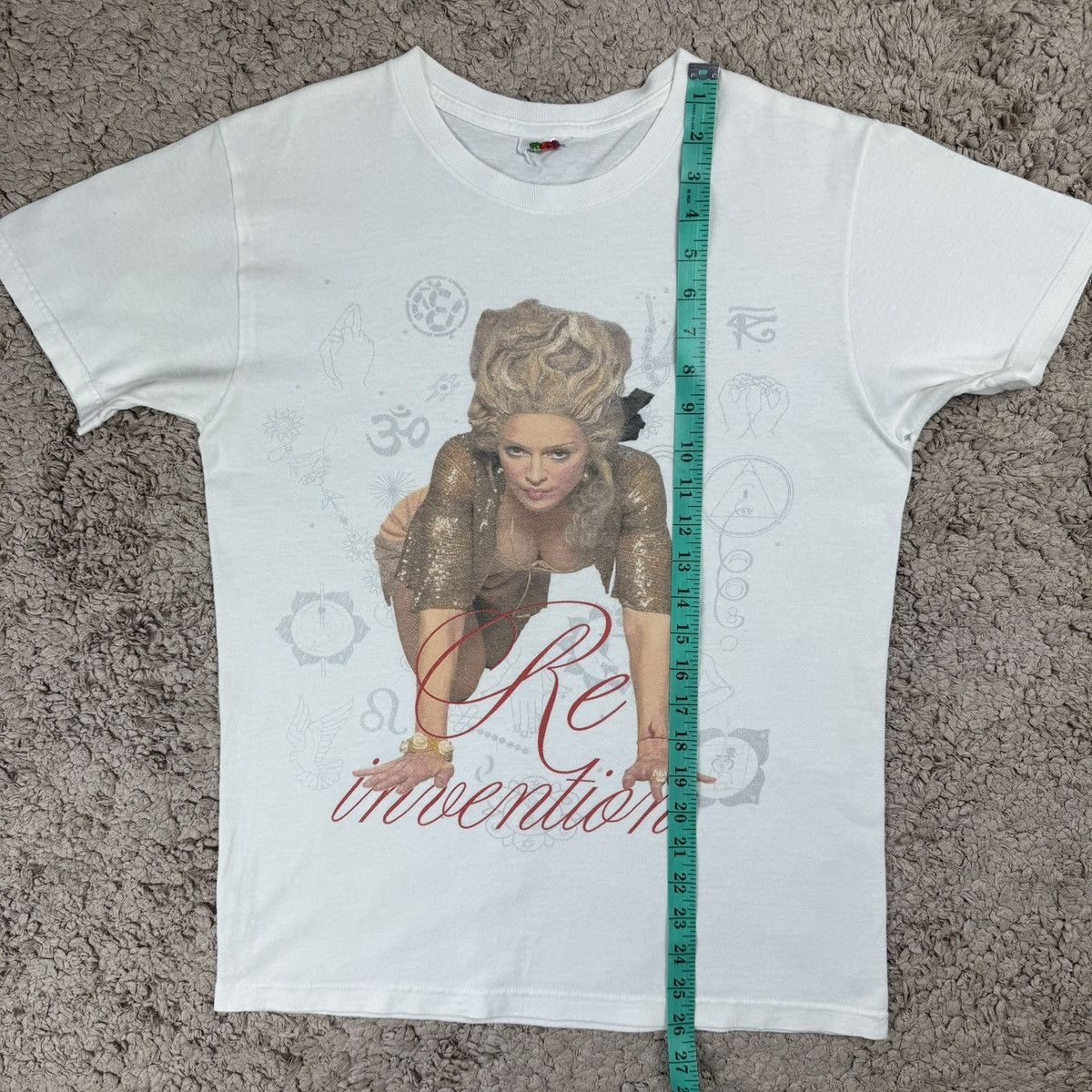 Band Tees Vintage Madonna 2004 Re-Invention World Tour T-shirt Size US M / EU 48-50 / 2 - 18 Thumbnail