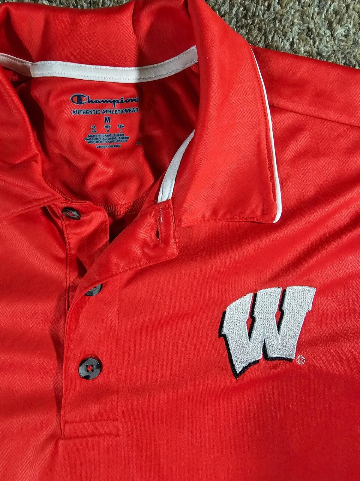 Champion Wisconsin Badgers Mens Medium Polo Shirt Champion Authentic Size ONE SIZE - 2 Thumbnail