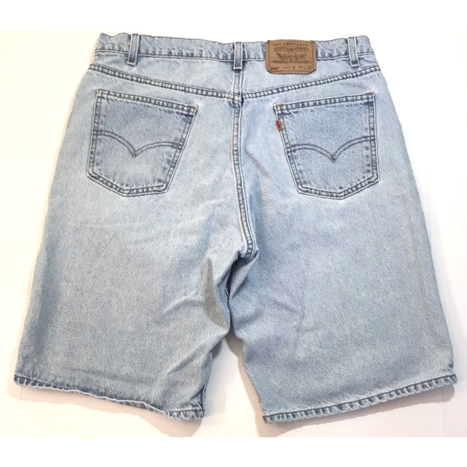 Levi's VINTAGE Levi's Denim Shorts Mens 34 Inseam 11" Orange Tab 550 Waist 34 Blue Casual 90s USA Jeans Short Shorts Size US 34 / EU 50 - 3 Thumbnail