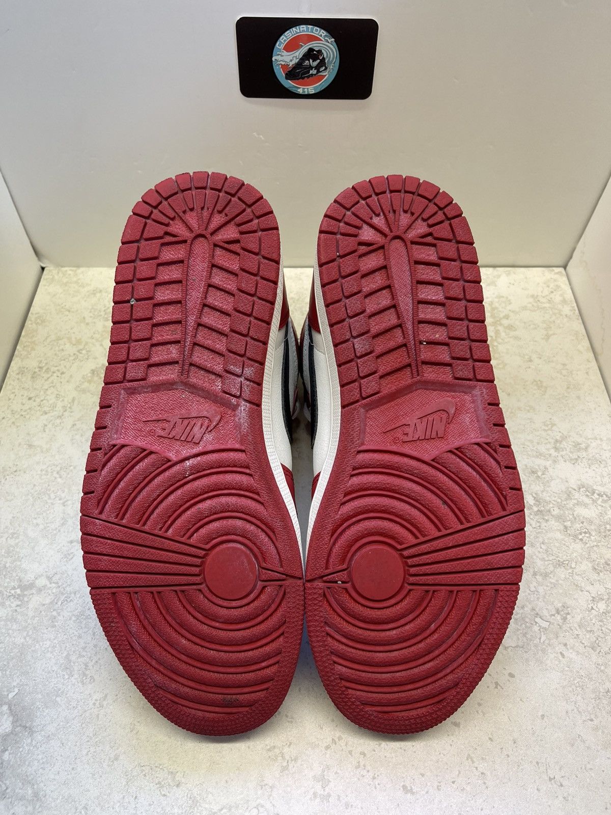 Jordan Brand Nike Air Jordan 1 Retro High OG Chicago Lost & Found Size 9 Size US 9 / EU 42 - 8 Thumbnail