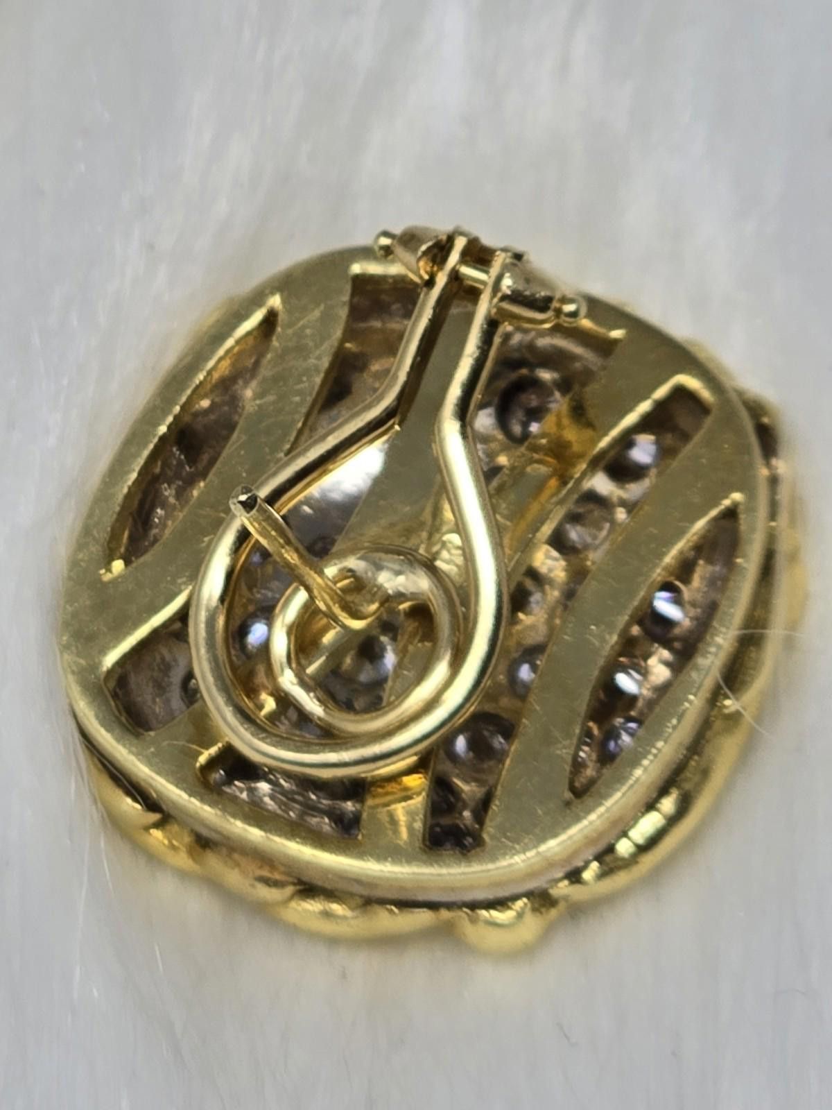 Other 18k Two-Tone Gold Pave Diamond Estate Omega Earrings 25.8g Size ONE SIZE - 7 Thumbnail