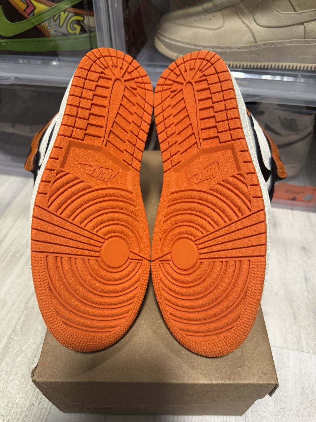 Jordan Brand Air Jordan 1 Retro High OG Shattered BackBoard Size US 7.5 / EU 40-41 - 6 Thumbnail